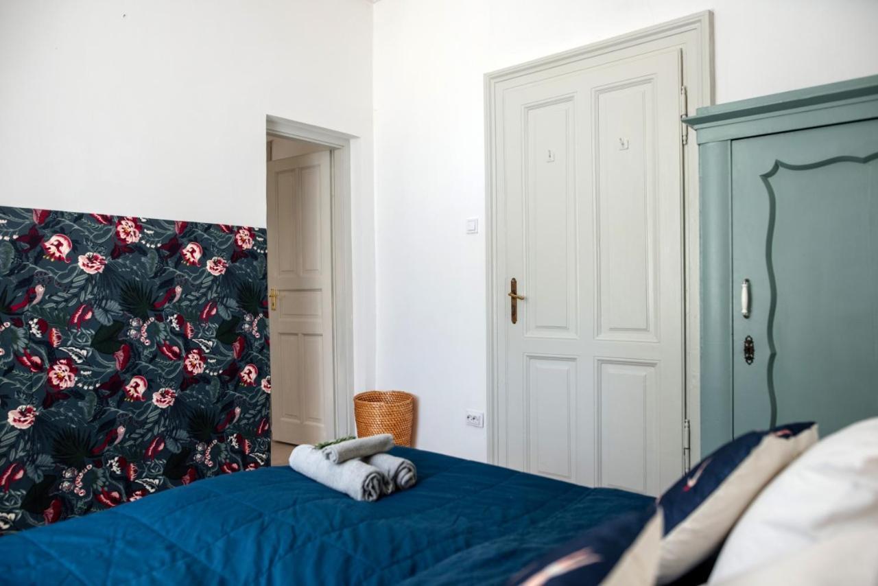 Káli44 Vendégház Révfülöp Exterior foto